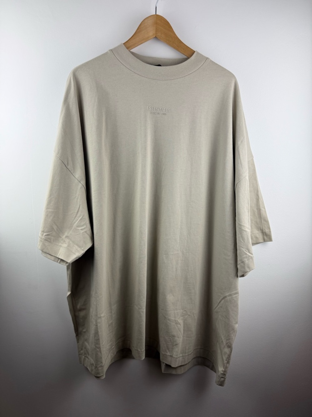 Fear of God Essentials Short Sleeve Logo T-Shirt Taupe Tan XL Oversized Boxy
